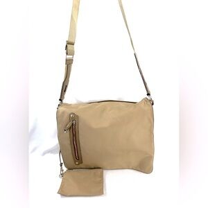 Tumi Unisex Tan Ballistic Nylon Medium Messenger Bag Side Pockets Zip Pouch